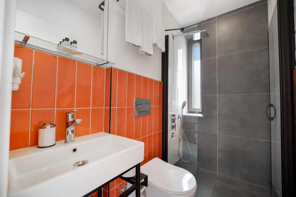 Economy Double Room,Bahçe veya Sokak Manzaralı,1. Kat