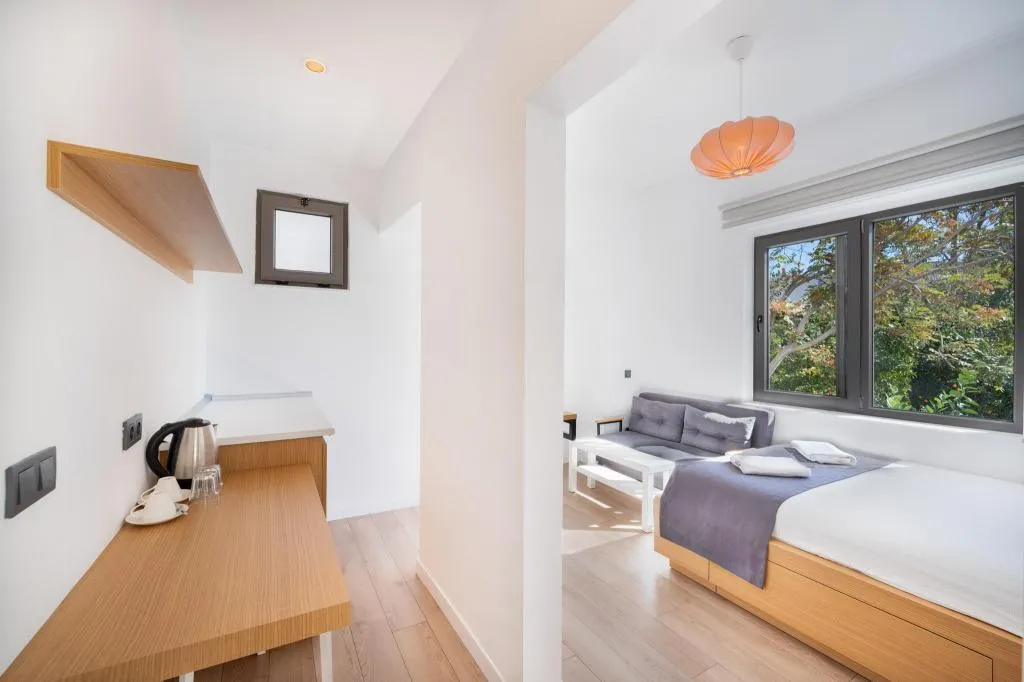 Deluxe Oda,Bahçe Manzaralı,Bahçe Katı