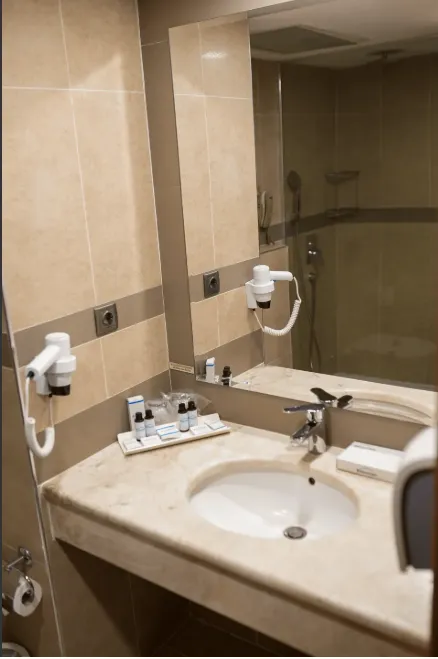 Suite,Dağ Manzaralı