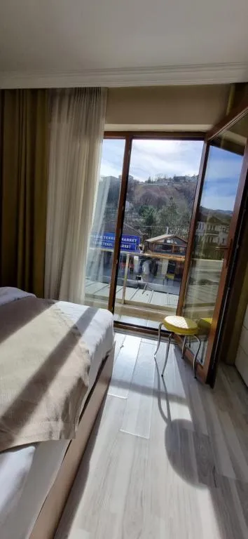 Standart Oda, Dağ Manzaralı, 