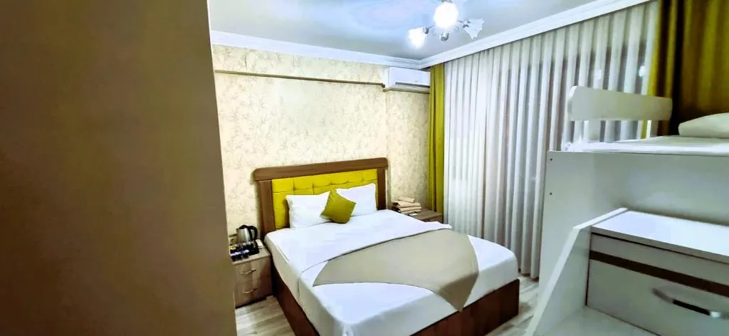 Ranzalı Aile Odası, Şehir Manzaralı, Balkonlu, 