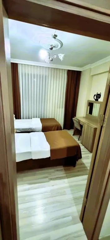 Aile Odası, Şehir Manzaralı, 