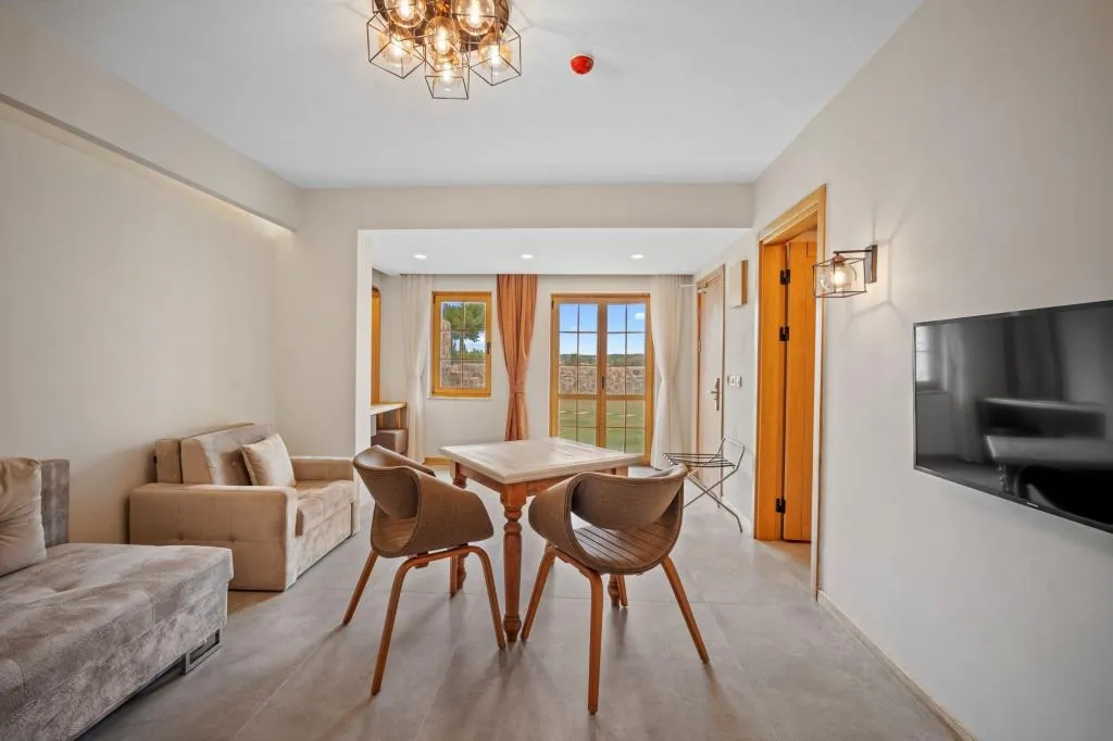 Suite,Bahçe Manzaralı,Aileye Özel