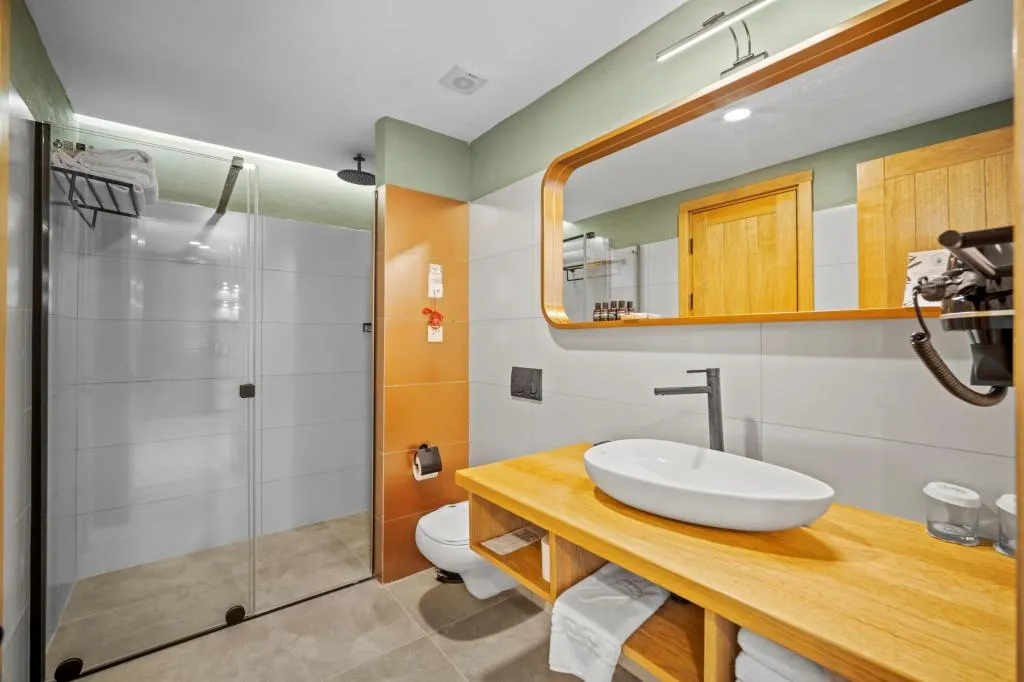 Suite,Bahçe Manzaralı,Aileye Özel