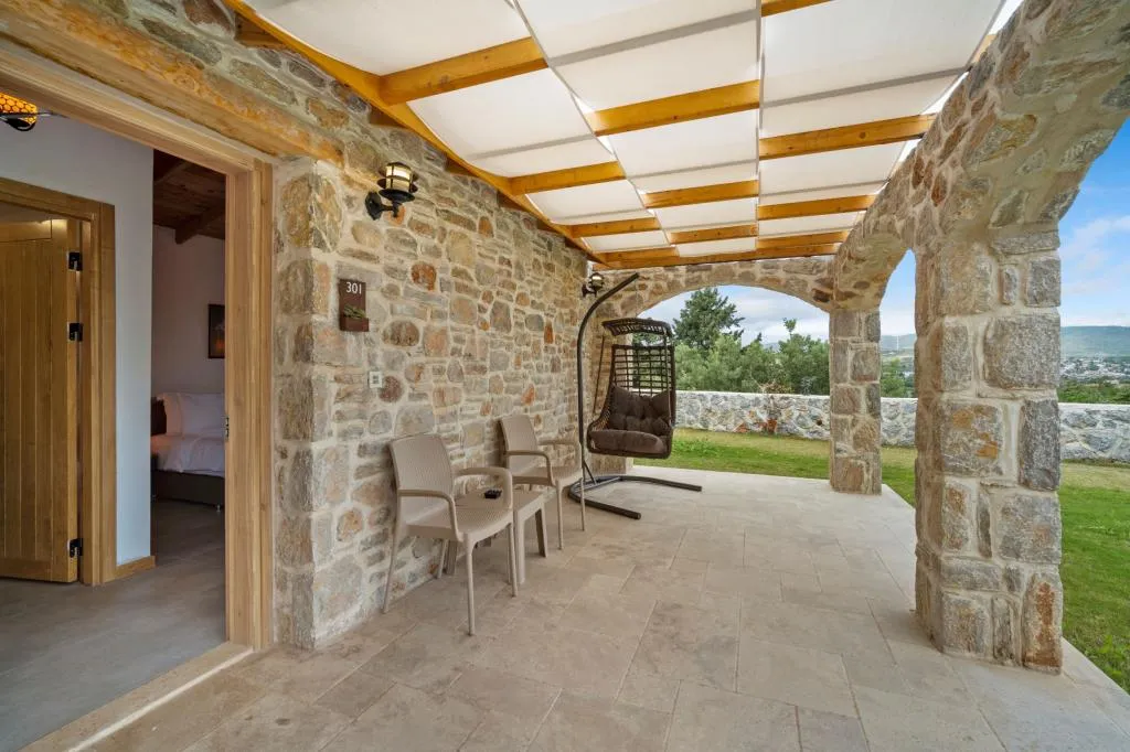 Çift Kişilik,Bahçe Manzaralı,Verandalı