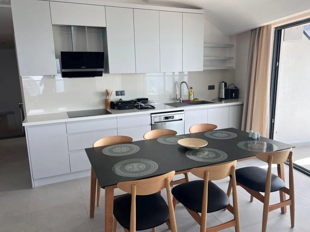 3+1 PENTHOUSE