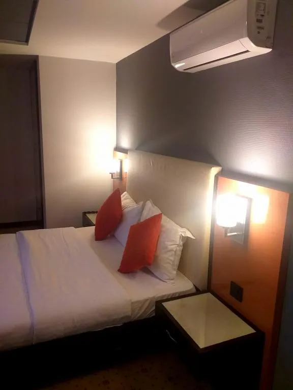 Oda