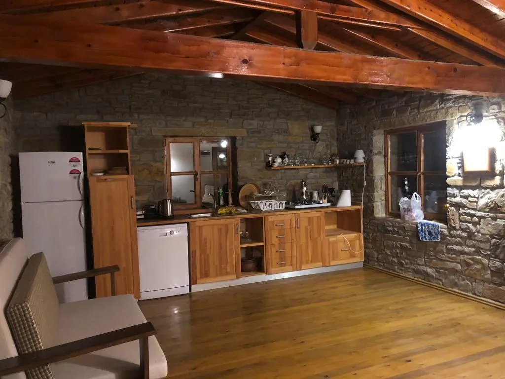 Villa,Doğa Manzaralı,Şömineli ve Balkonlu