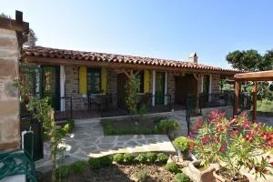 Gökçeada Yeşilev Butik Otel Kafe
