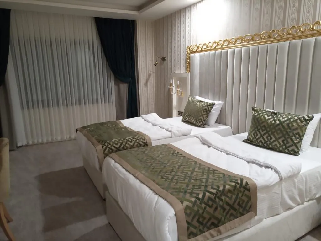 Queen Suite