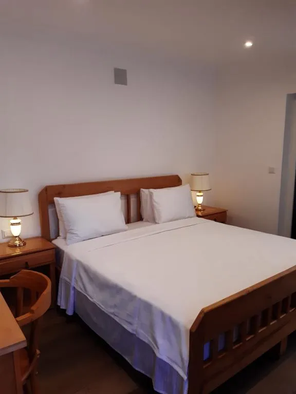 Apartment,Havuz Manzaralı
