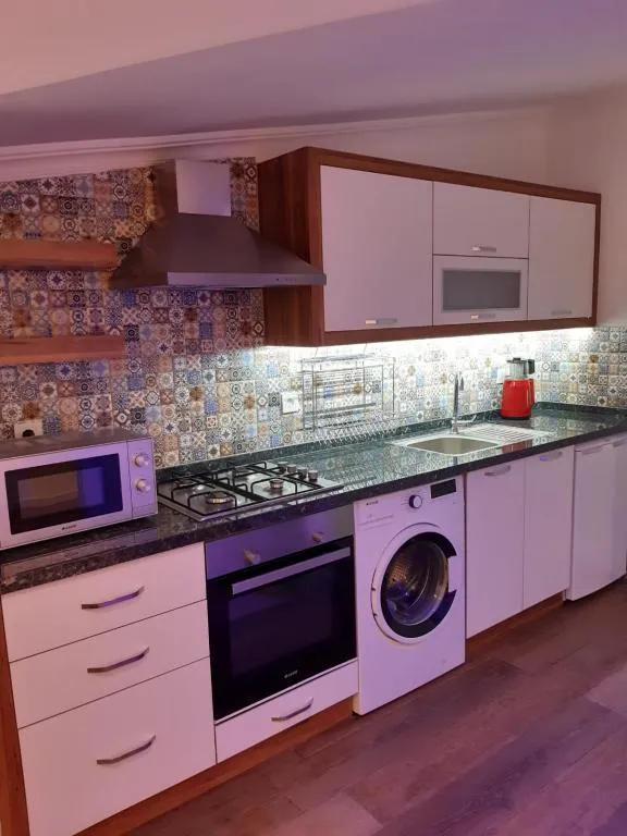 Apartment,Havuz Manzaralı
