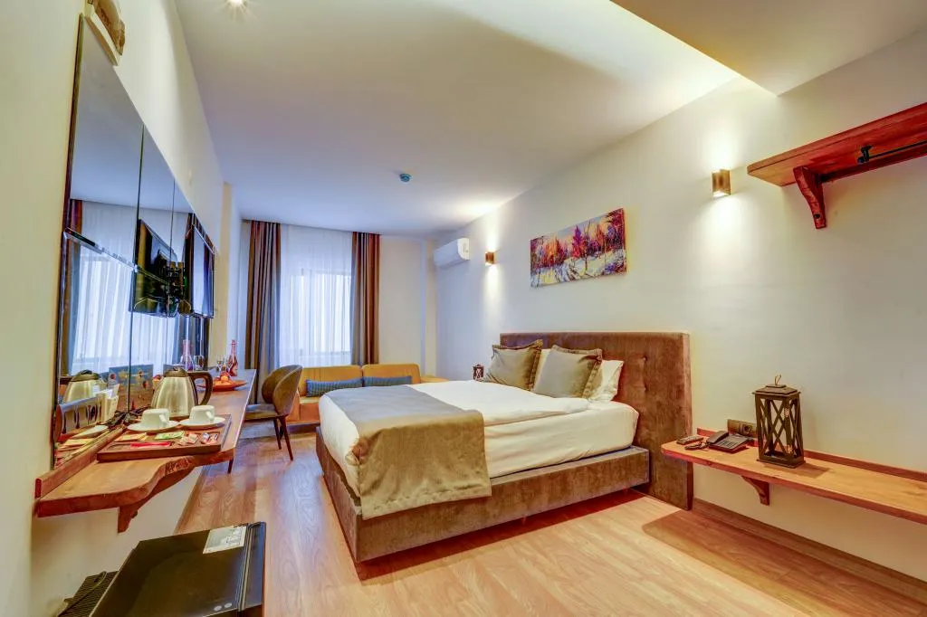 104 luxury room