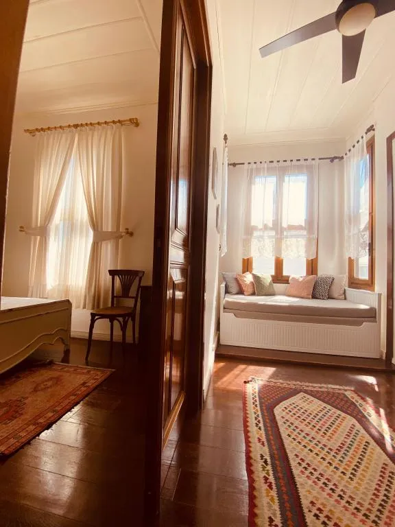 Cumbalı deluxe 3 Kişilik Oda,Şehir Manzaralı,Üst Kat