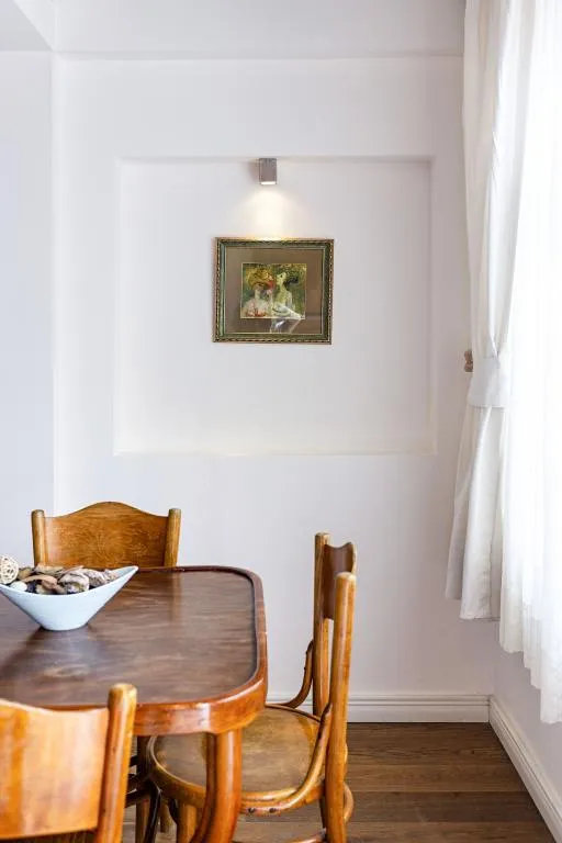 Aile Odası,Şehir Manzaralı