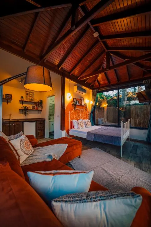 Comfort Tiny House,Dağ veya Havuz Manzaralı,Isıtmalı Özel Havuzlu