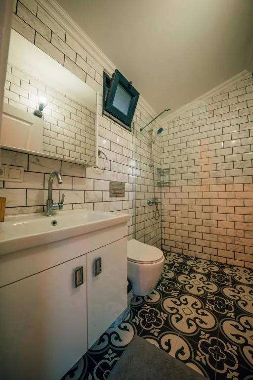 Comfort Tiny House,Dağ veya Havuz Manzaralı,Isıtmalı Özel Havuzlu