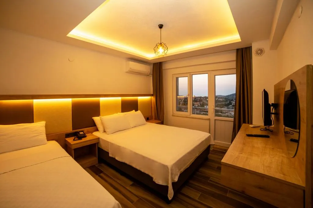 Triple,Şehir Manzaralı,Balkonlu