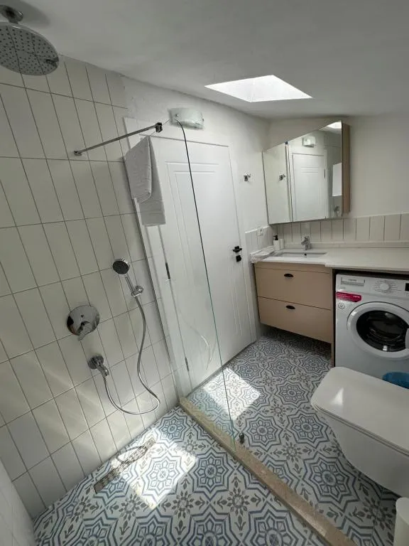 1+1 Daire,Bahçe Manzaralı,Balkonlu