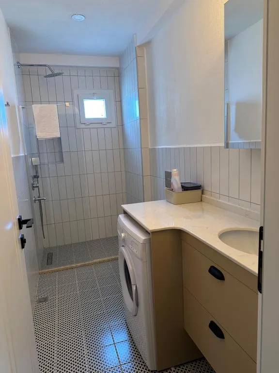 1+1 Daire,Bahçe Manzaralı,Balkonlu