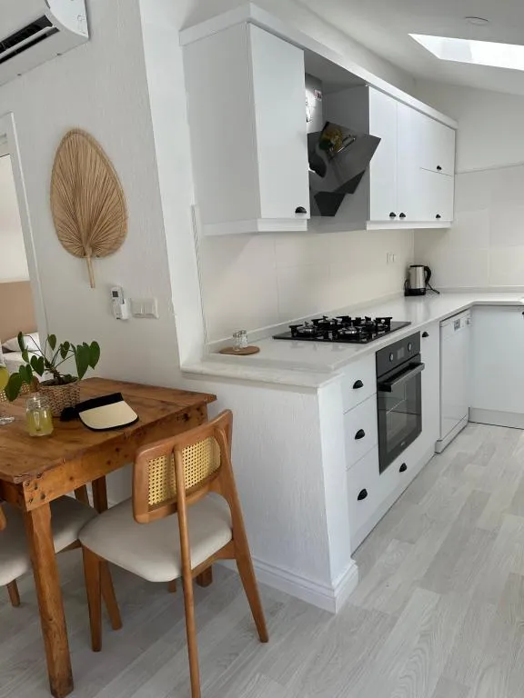 1+1 Daire,Bahçe Manzaralı,Balkonlu