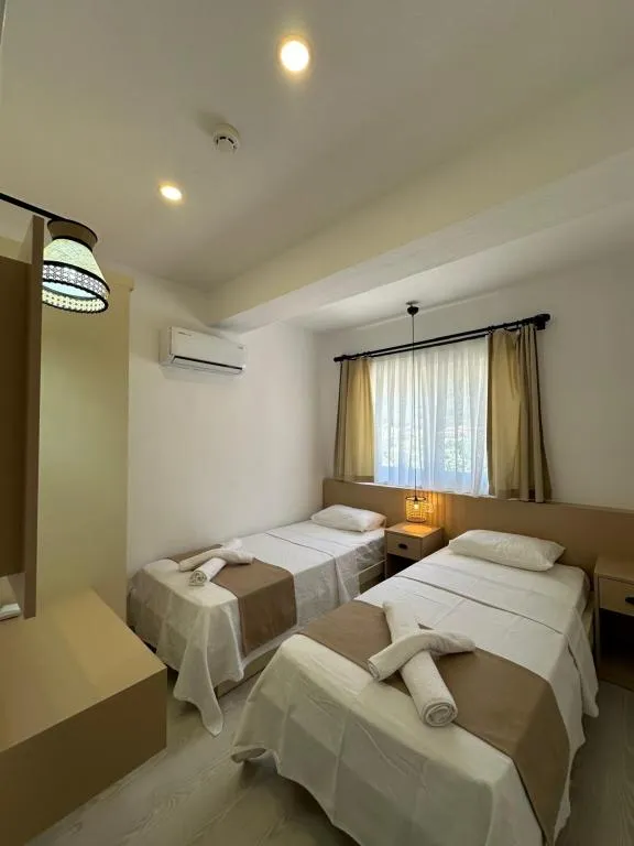 2+1 Daire,Bahçe Manzaralı,Balkonlu