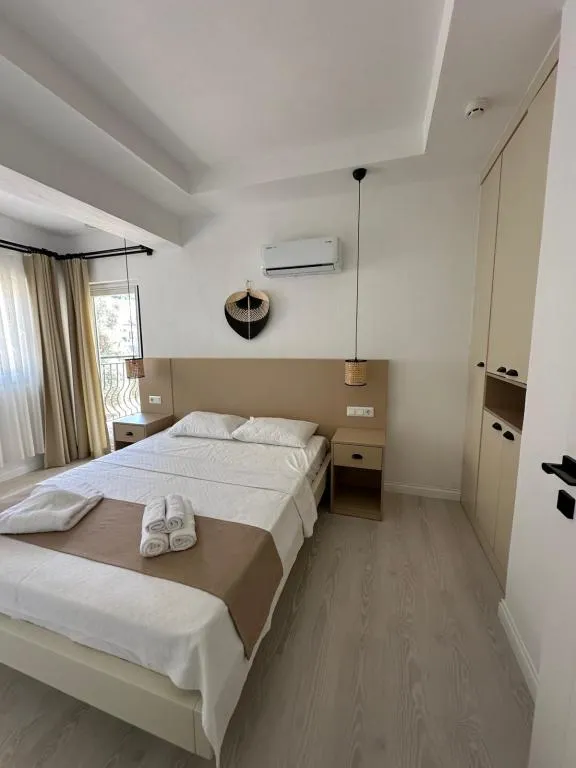 2+1 Daire,Bahçe Manzaralı,Balkonlu