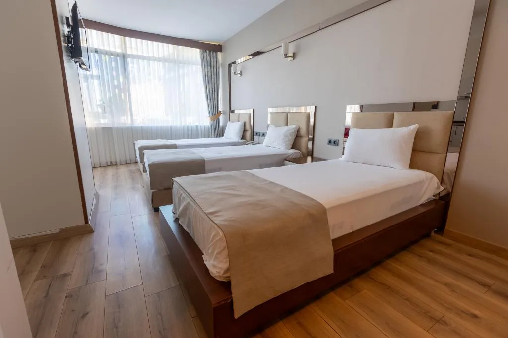 Twin,Şehir Manzaralı