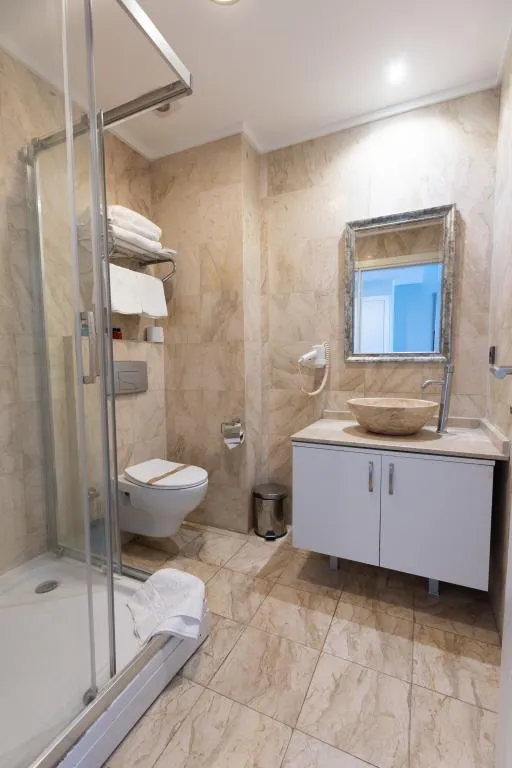 Twin,Şehir Manzaralı