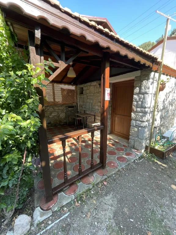 Tas Oda
