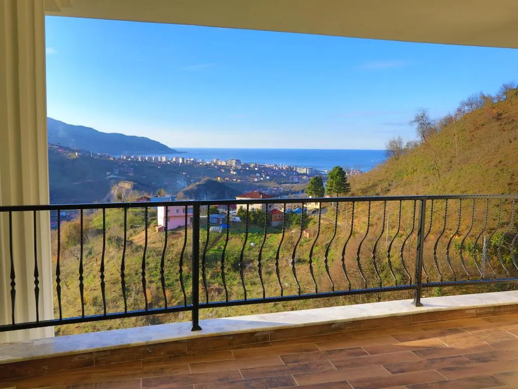 Suite,Deniz ve Doğa Manzaralı,Balkonlu