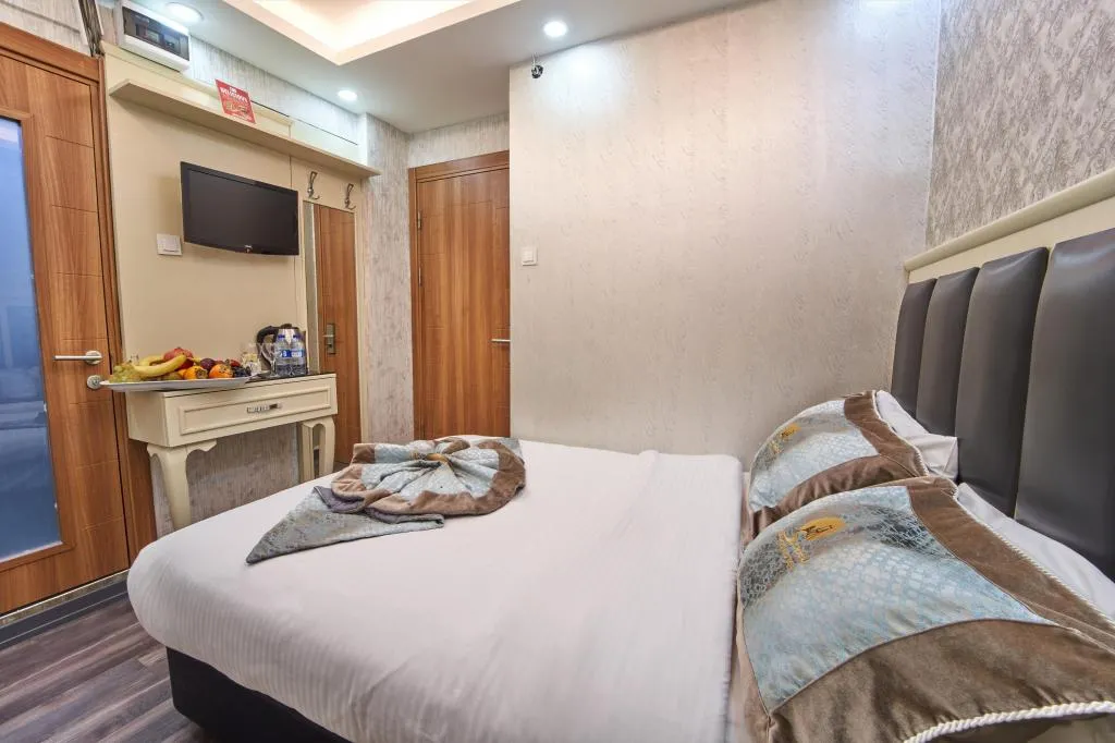 Standart Oda, Sokak Manzaralı, 2. Kat,