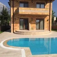 jakuzili saunalı özel havuzlu villa 300