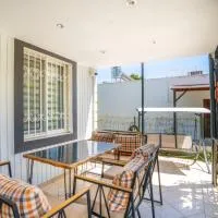 Sahile Sıfır Ultra Lüks Özel Plajlı Villa 6 Kişilik
