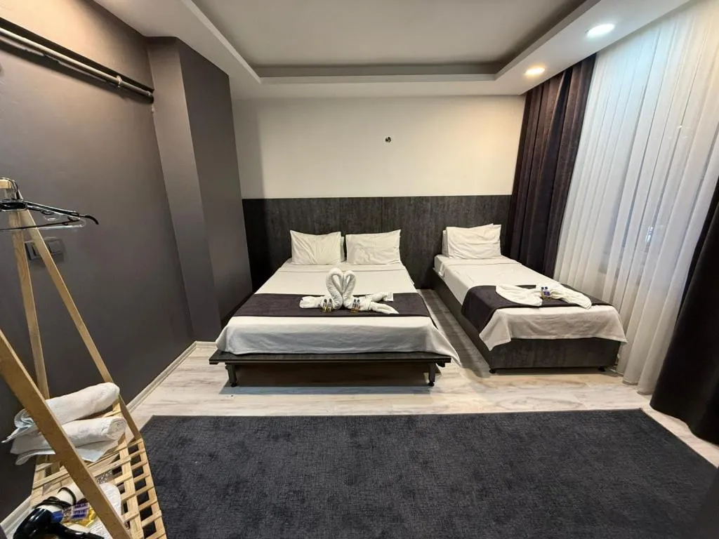 Standart Oda,Şehir veya Dağ Manzaralı