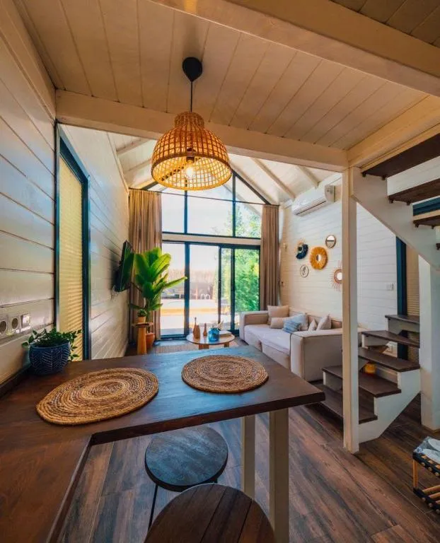 Bungalow,Göl Tarafı,Özel Havuzlu ve Jakuzili