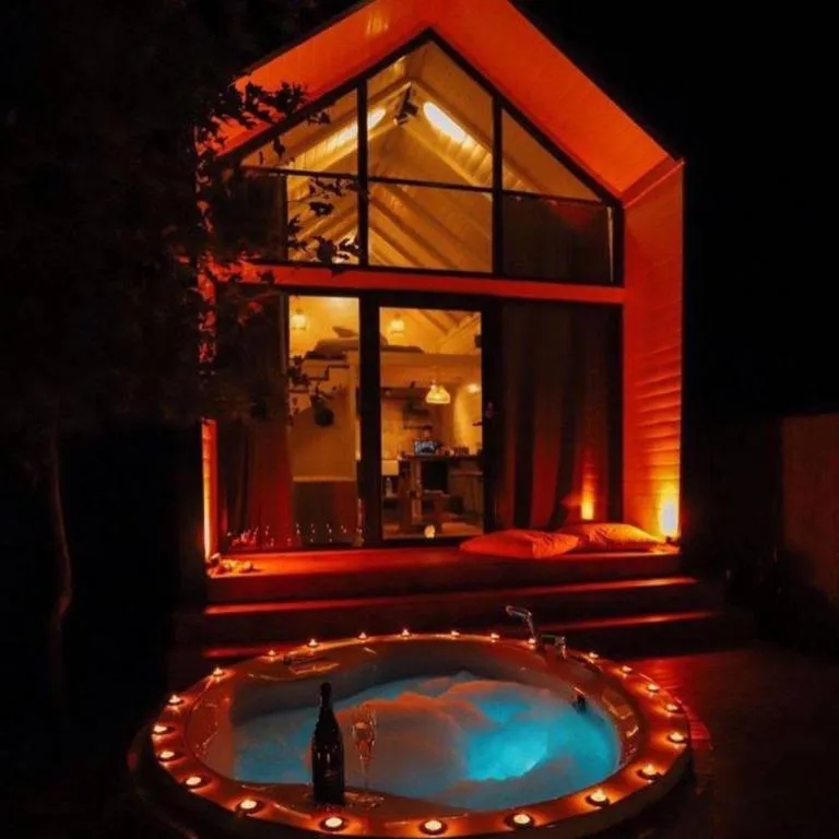 Bungalow,Göl Tarafı,Özel Havuzlu ve Jakuzili