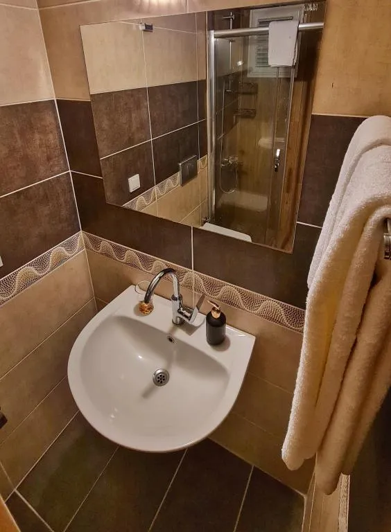 Jakuzili Daire