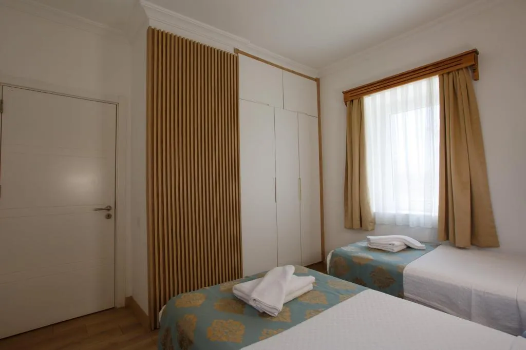 Suite,Bahçe Manzaralı
