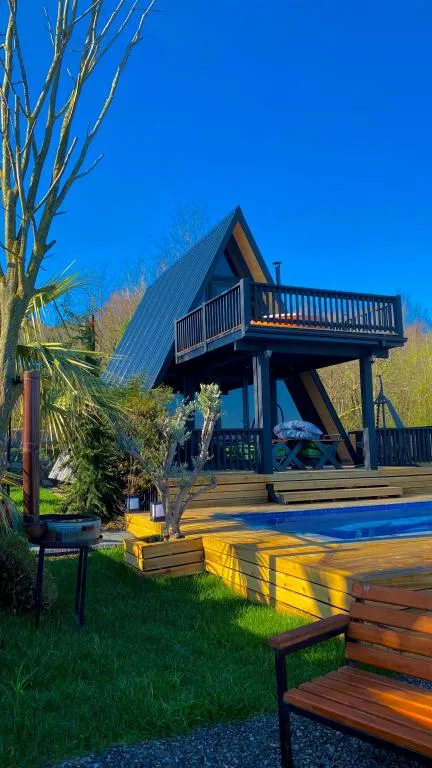 Hill house 2