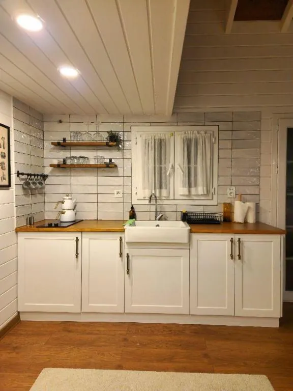 Gezersu Tiny House 7 (Isıtmasız Havuzlu)