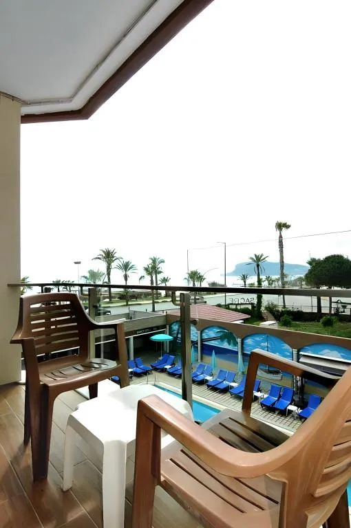 Standart Deniz Manzaralı Oda