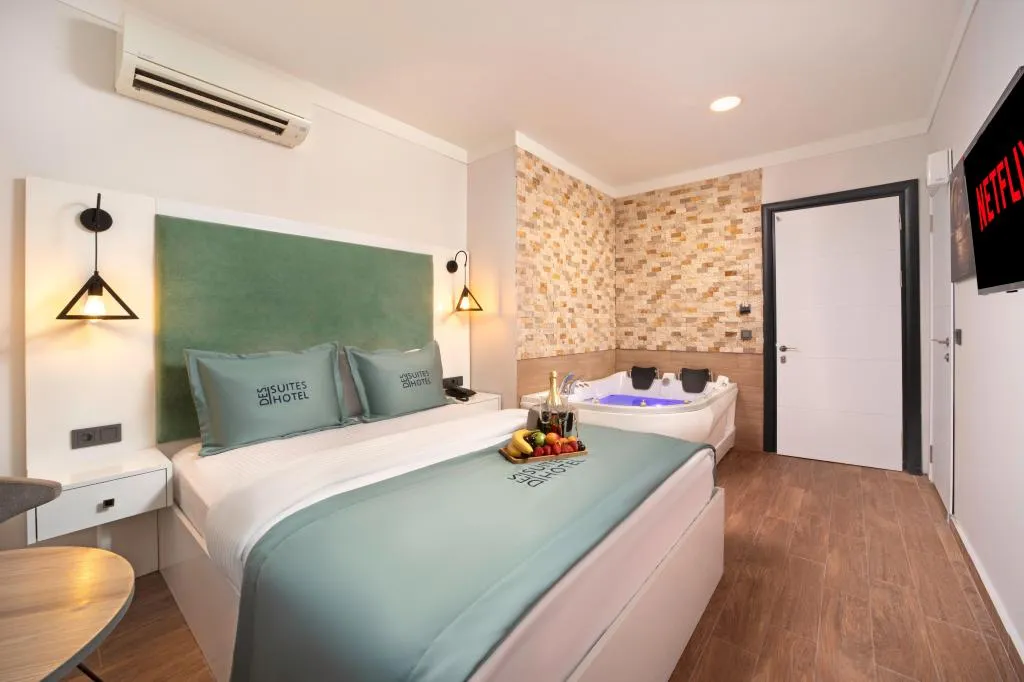 Comfort Oda,Sokak Manzaralı,Jakuzili (2 Kişilik)