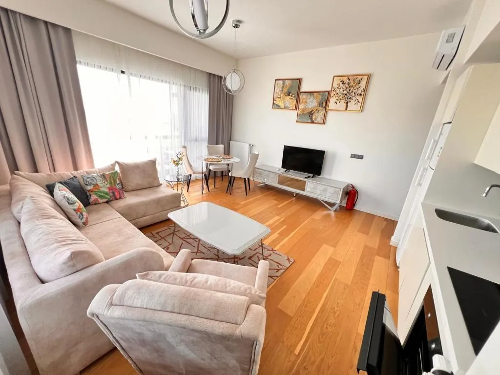 Daire-Tek Yatak Odalı,Şehir Manzaralı,Mutfaklı