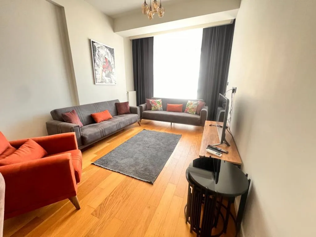 Daire-Tek Yatak Odalı,Şehir Manzaralı,Mutfaklı