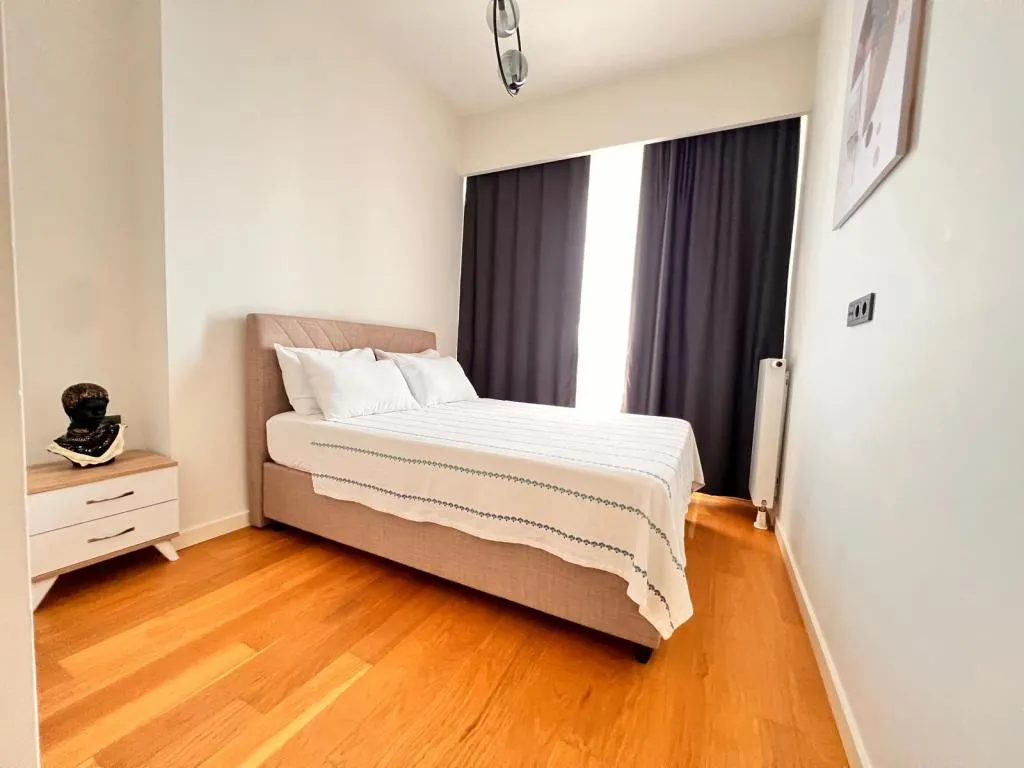 Daire-Tek Yatak Odalı,Şehir Manzaralı,Mutfaklı