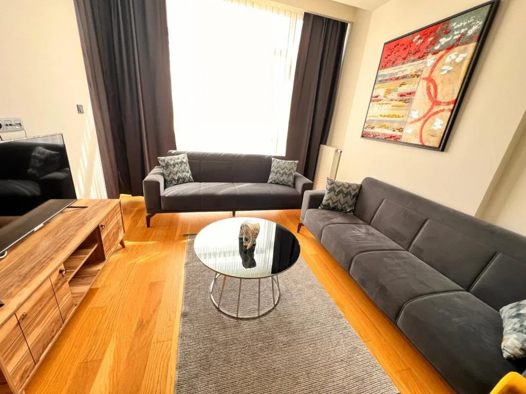 Daire-Tek Yatak Odalı,Şehir Manzaralı,Mutfaklı