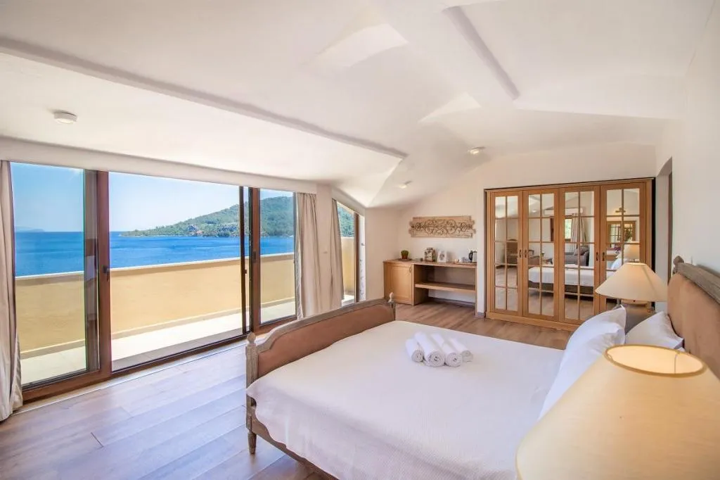 Studio,Deniz Manzaralı,Büyük Yataklı