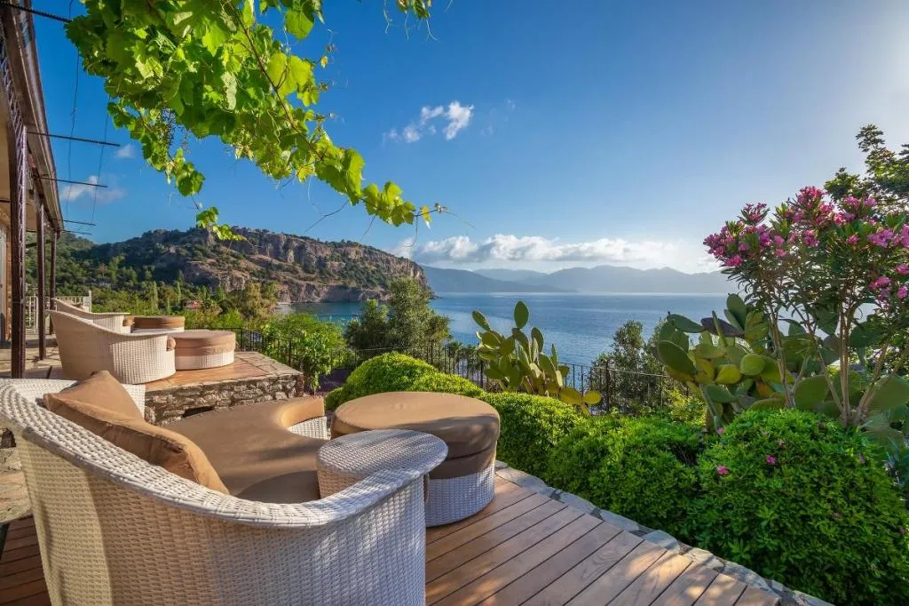 Studio,Deniz Manzaralı,Büyük Yataklı