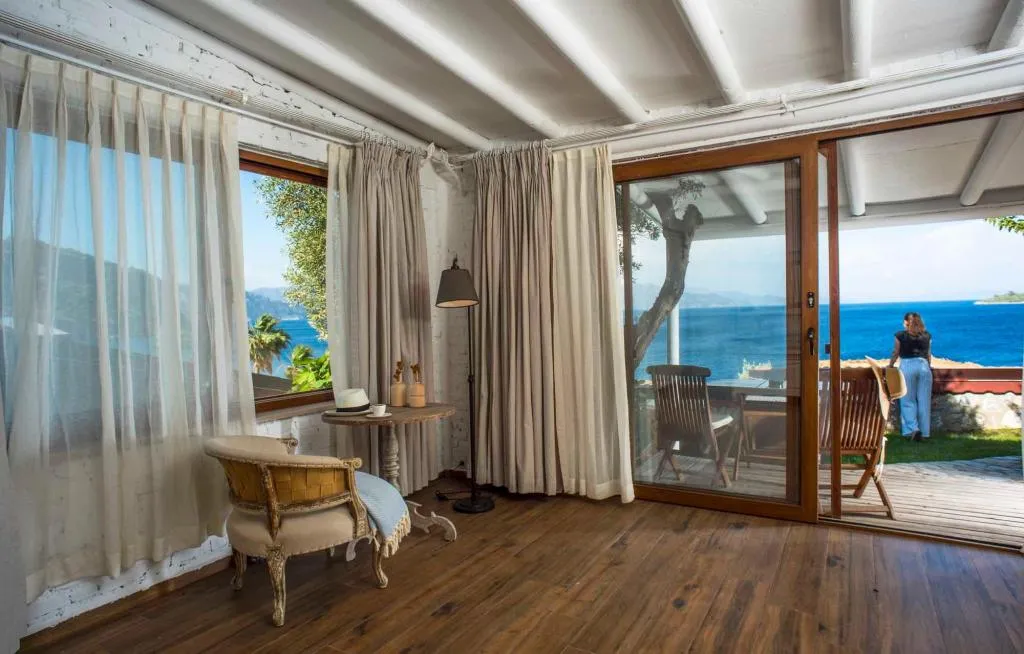 Studio Suite,Deniz Manzaralı,Büyük Yataklı